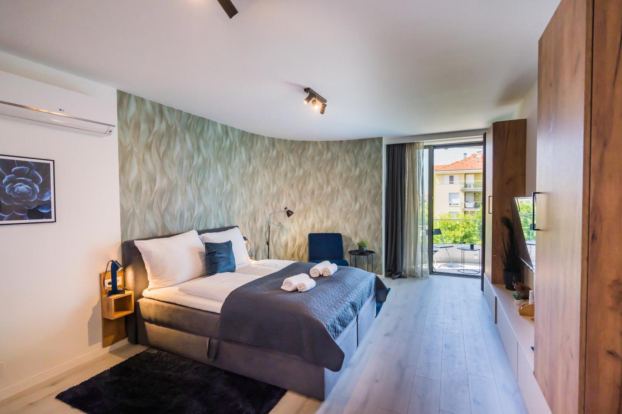 Myflat Wave 36 Suite Siofok Luaran gambar